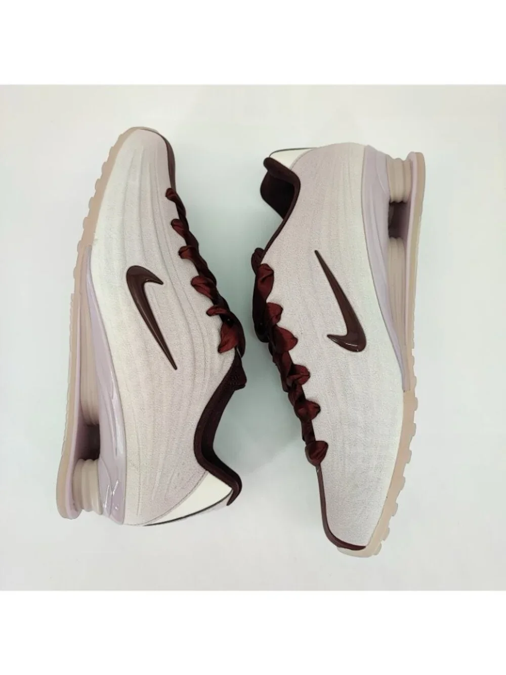 Nike authentic shox